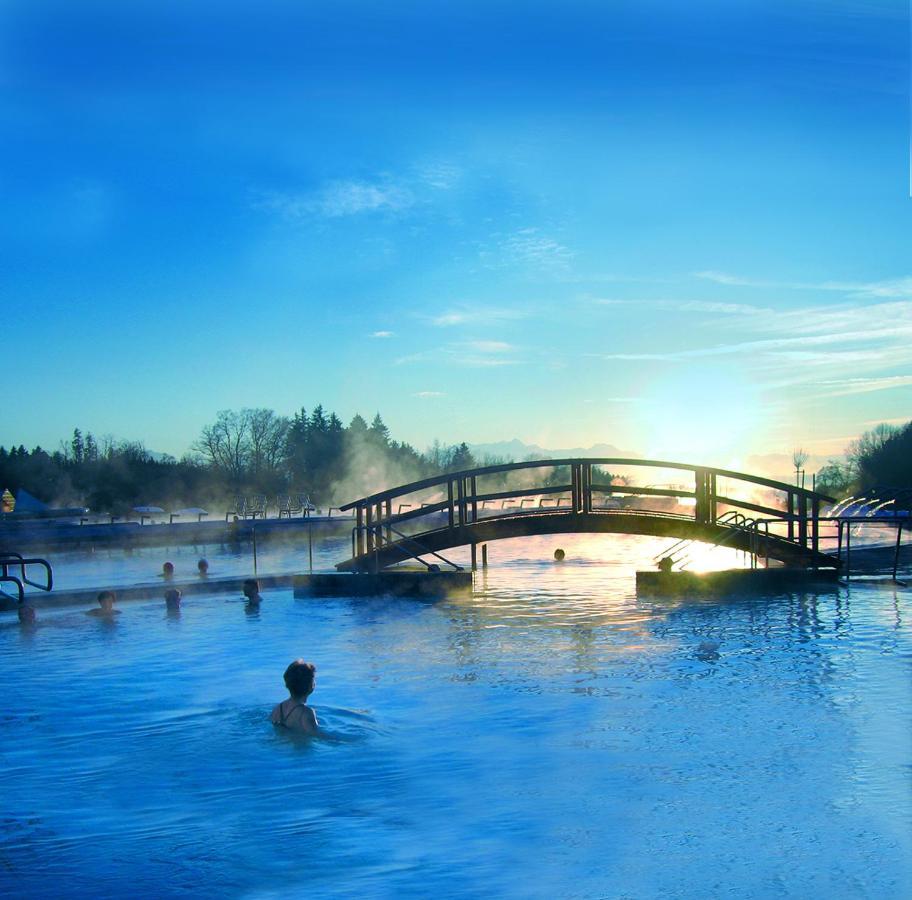 Stroebinger Hof - Therme Wellness Resort باد اندورف المظهر الخارجي الصورة