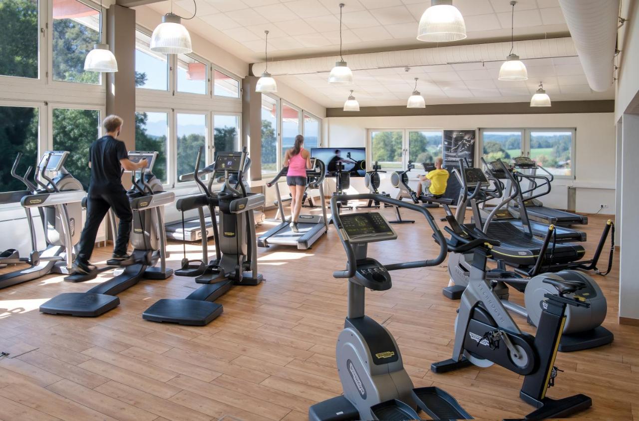 Stroebinger Hof - Therme Wellness Resort باد اندورف المظهر الخارجي الصورة