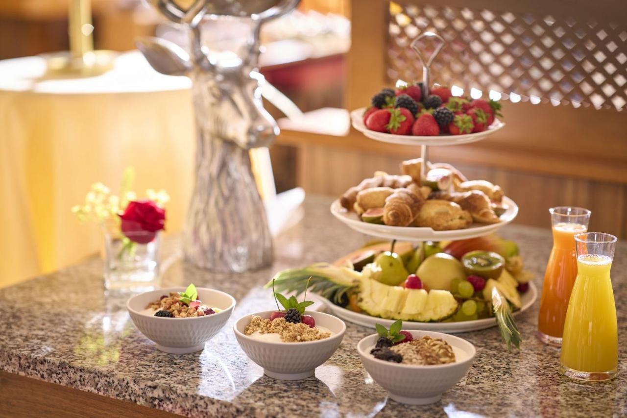 Stroebinger Hof - Therme Wellness Resort باد اندورف المظهر الخارجي الصورة