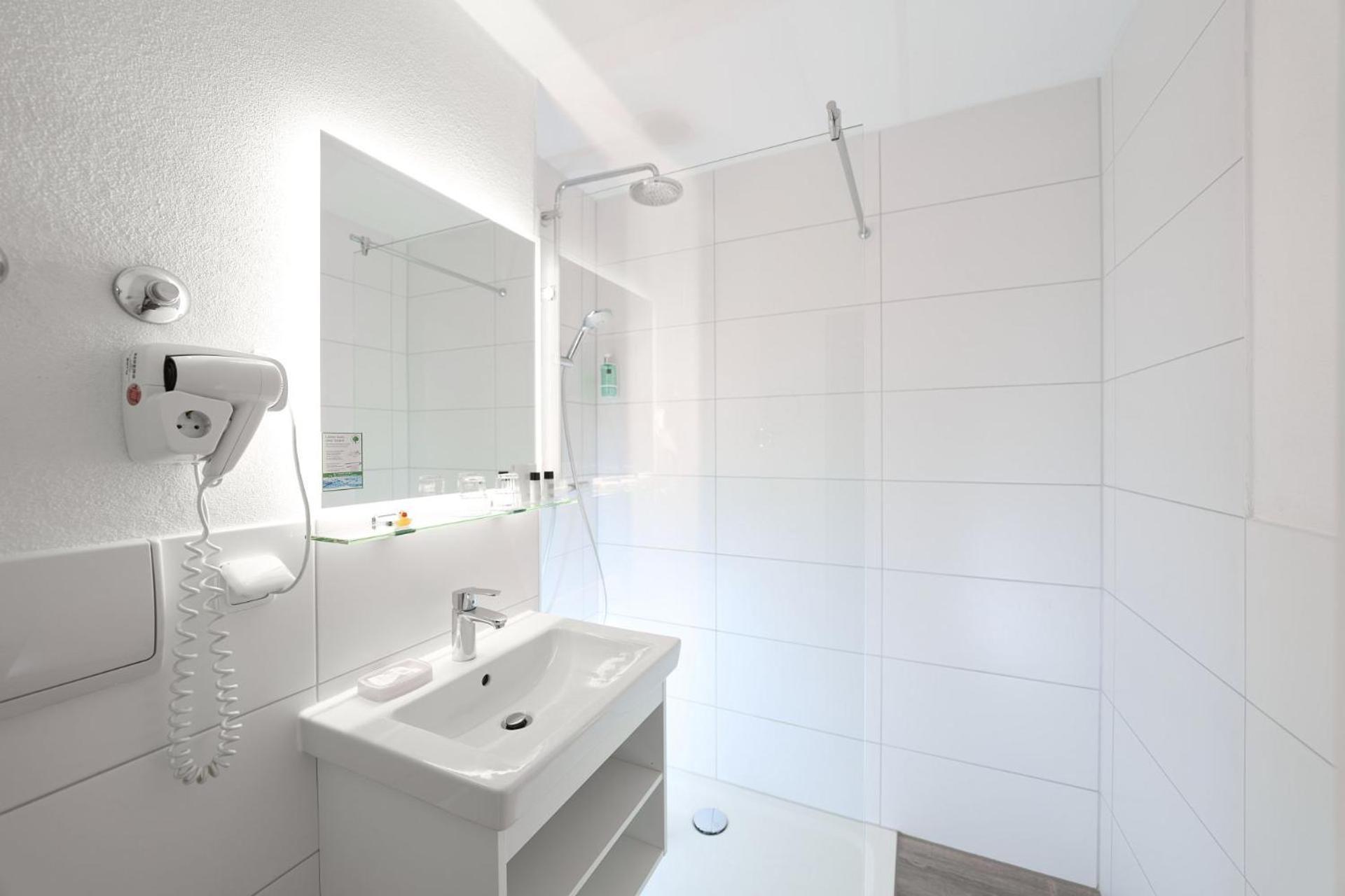 Stroebinger Hof - Therme Wellness Resort باد اندورف المظهر الخارجي الصورة